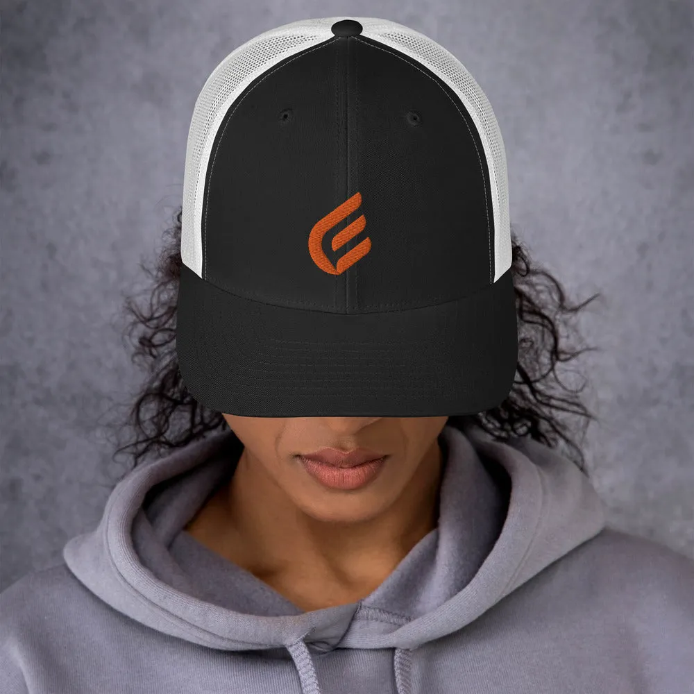 1:Cor Orange | Embroidered Trucker Cap