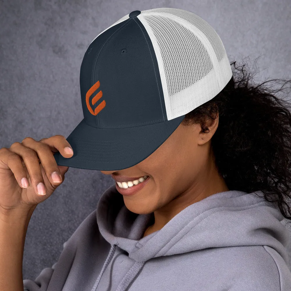 1:Cor Orange | Embroidered Trucker Cap