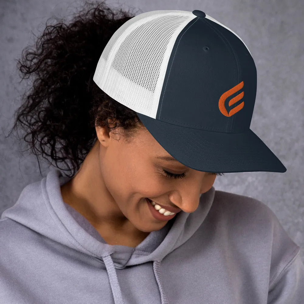 1:Cor Orange | Embroidered Trucker Cap