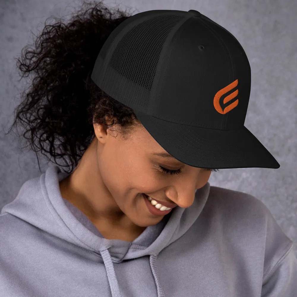 1:Cor Orange | Embroidered Trucker Cap