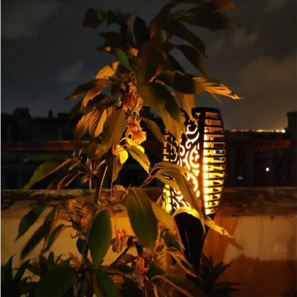 33 Led Outdoor Waterproof Solar Powered Small Torch Flame Light SP