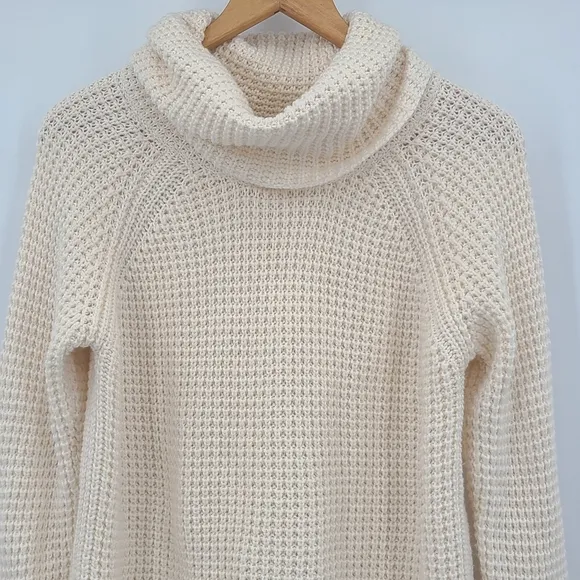 525 America Ivory Cream Shaker Sweater 50% Wool Cozy