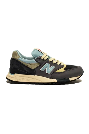 998