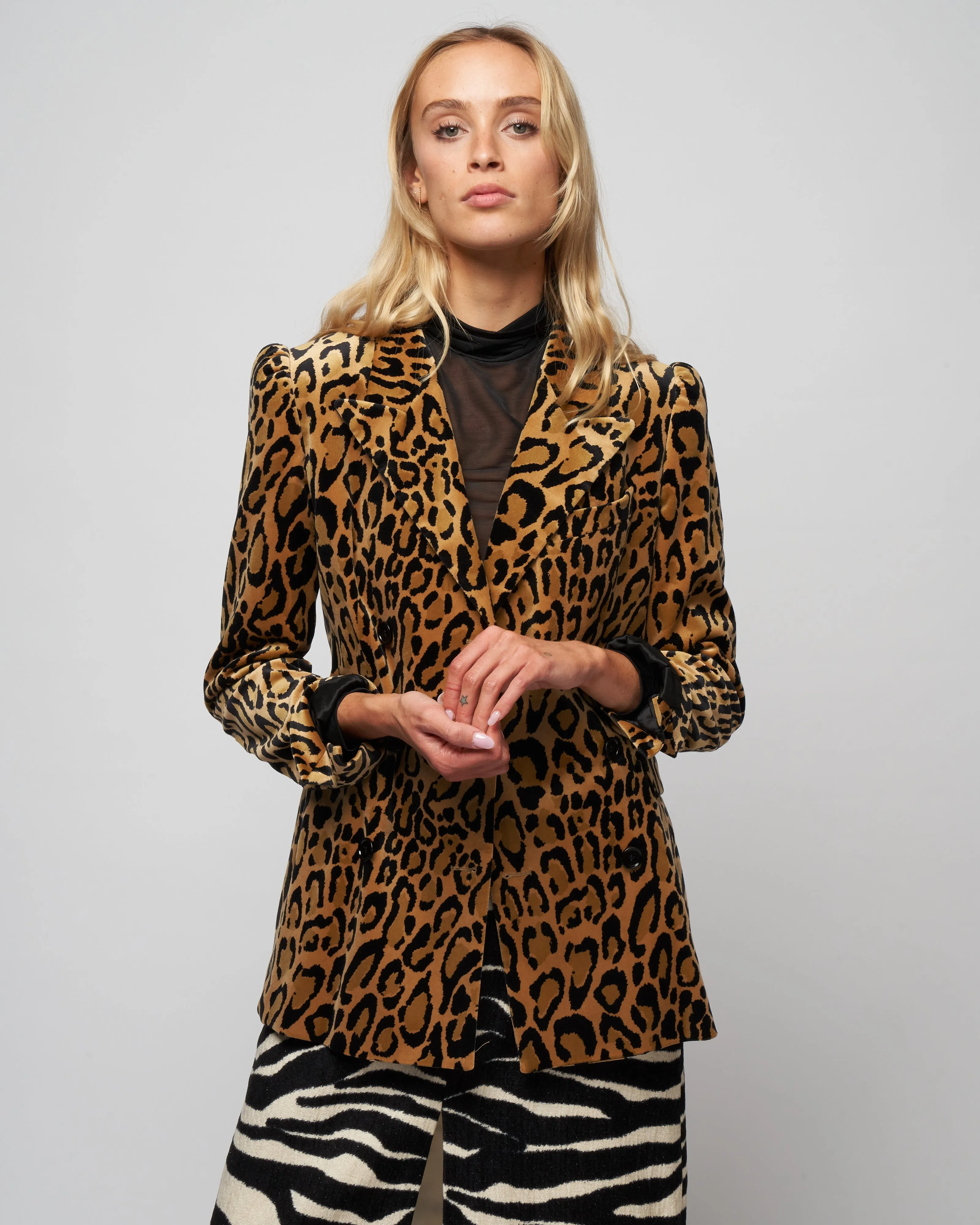 bow jacket - sand