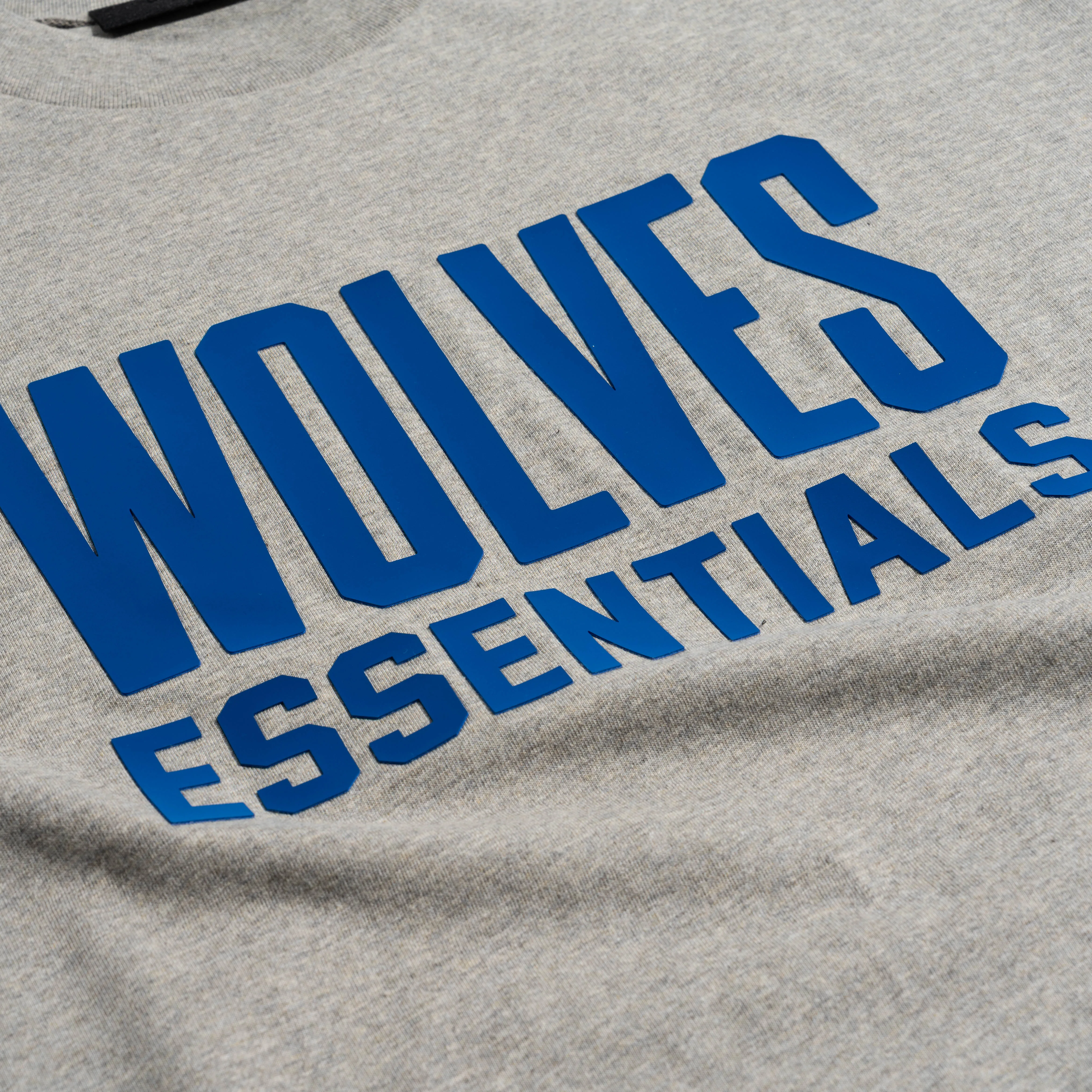 Essentials Wolves SS Tee Warm Heather 125AL244107F