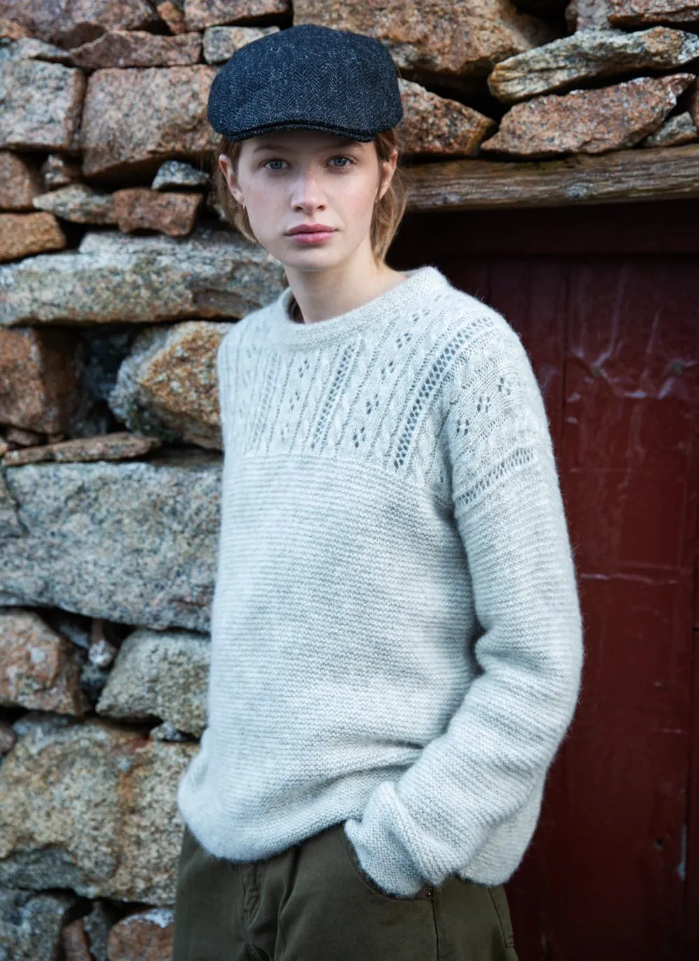 Fisherman Out of Ireland Ladies Baby Alpaca Eyelet Stitch Crew