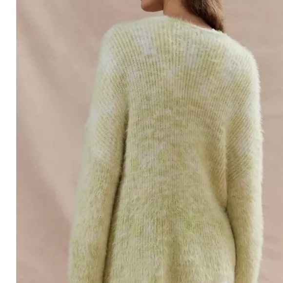 Kimchi Blue Green Crew &amp; Scoop Necks Sweater