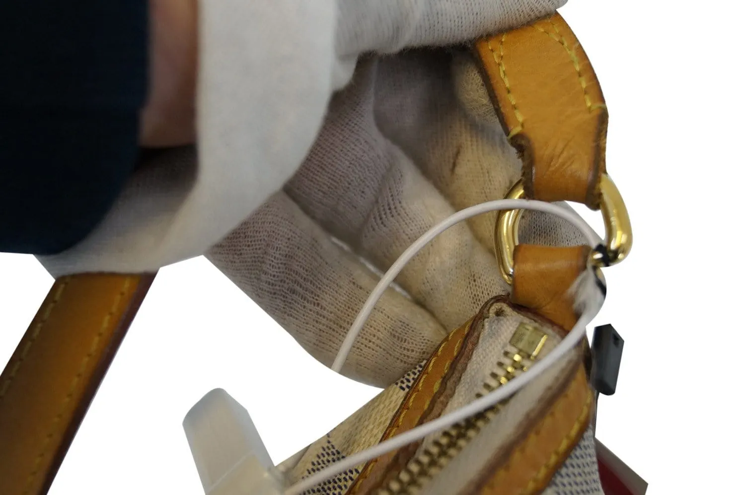 LOUIS VUITTON Damier Azur Siracusa MM White Shoulder Bag