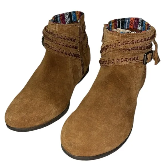 Minnetonka Women's 563 Dixon boot suede leather Arizona pattern trim Sz 7.5 Brwn
