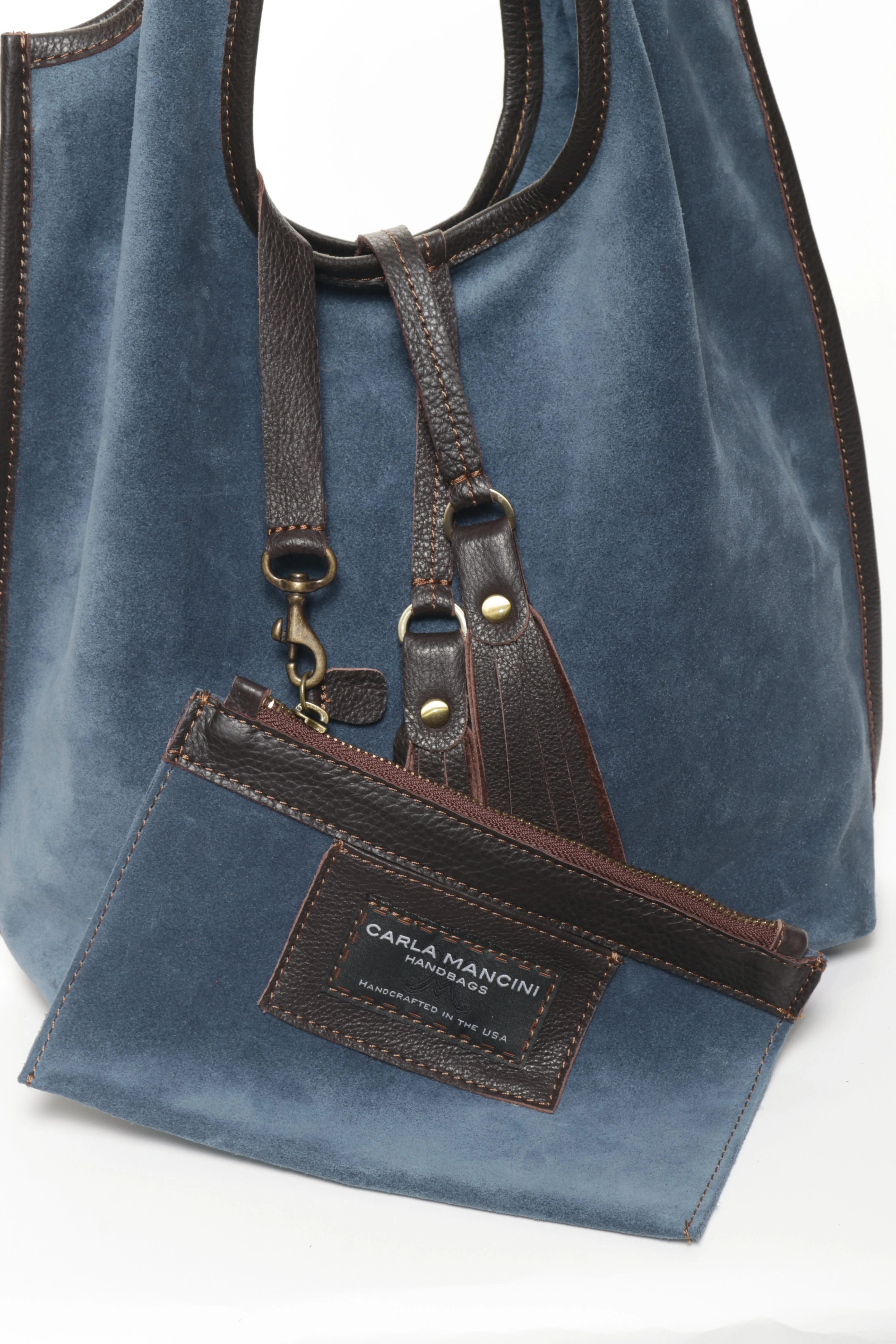 MONICA Azur Suede