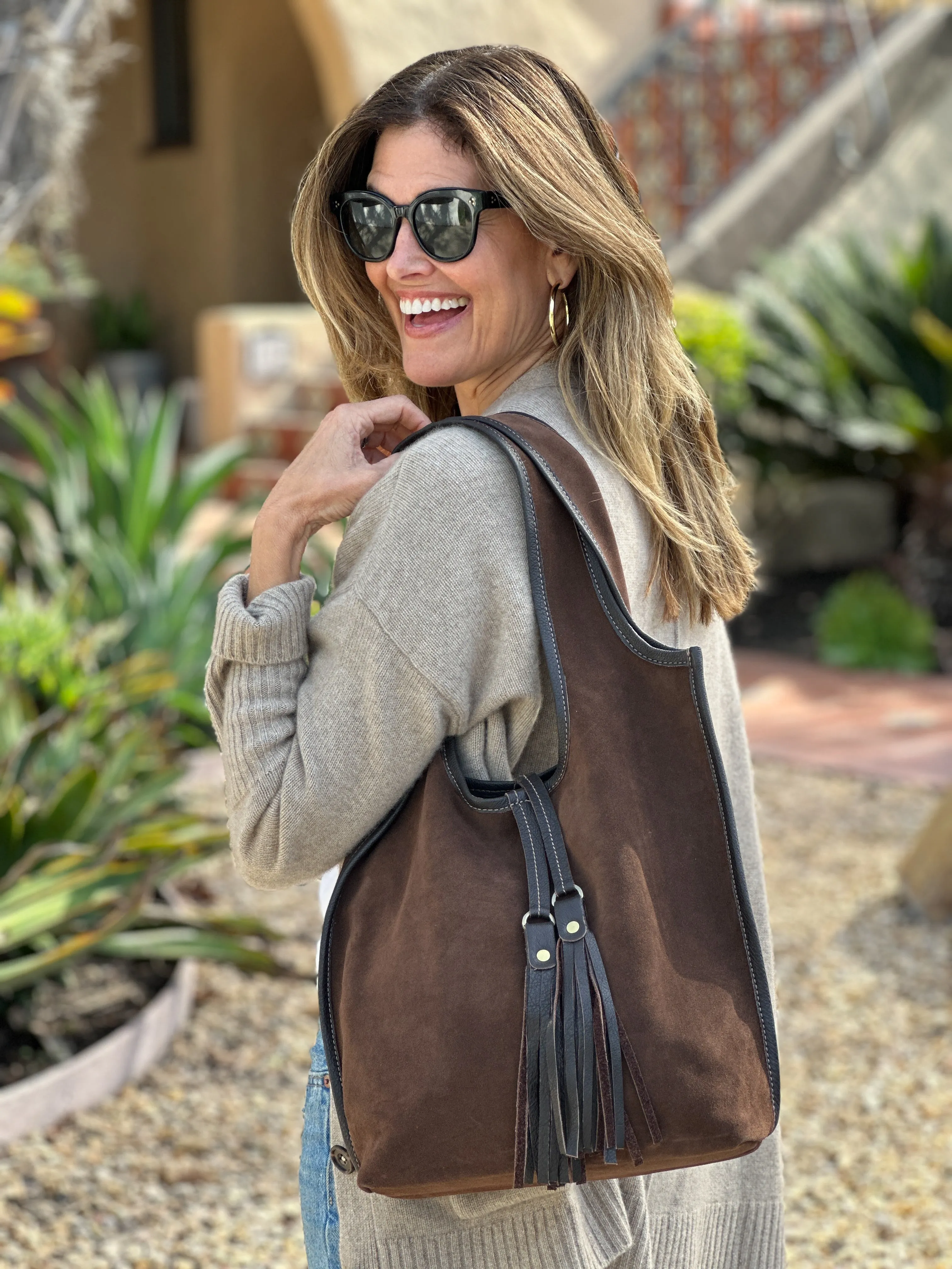 MONICA Azur Suede