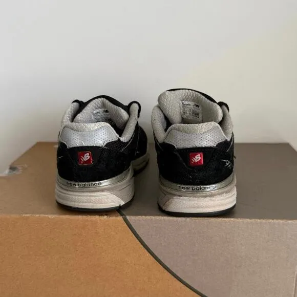 New Balance 990 Black /White Toddler Sneakers - SZ 11 C