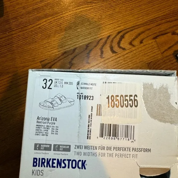 NIB Birkenstock’s Arizona Kids EVA in Beetroot Purple