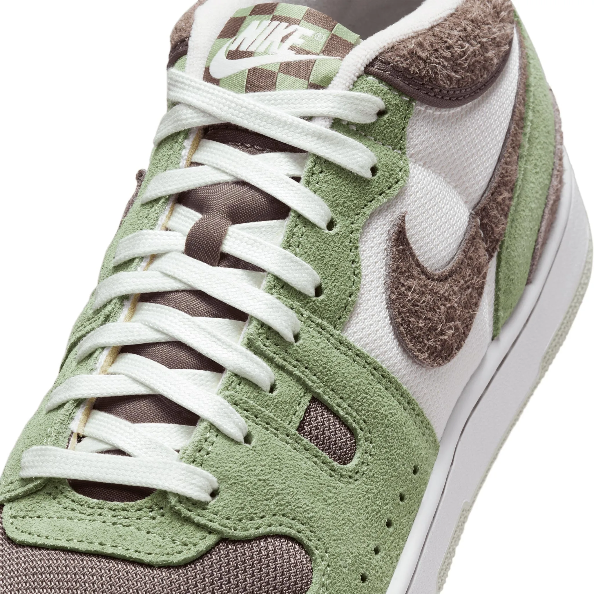 Nike Attack Oil Green/Ironstone-Sail-White FN0648-300