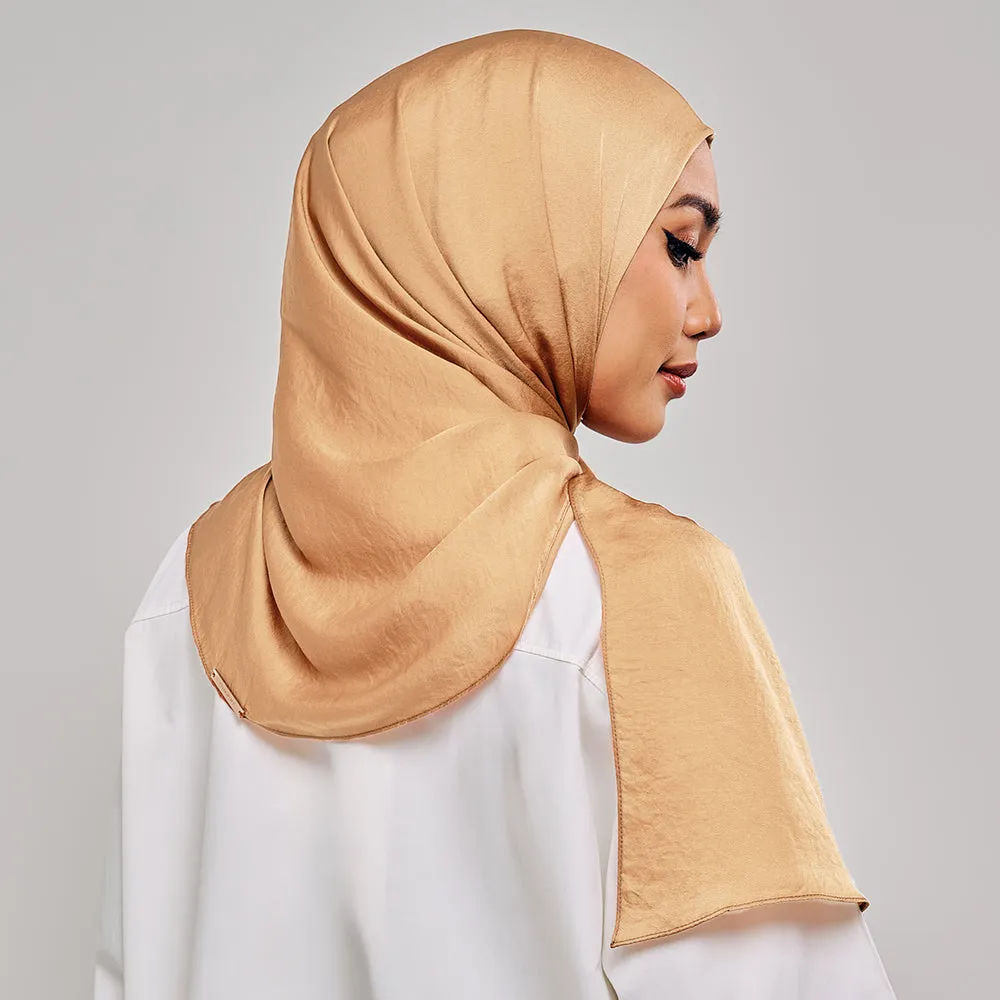 Niya Satin in Gold Dust