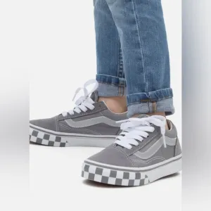 NWT Vans Juniors Old Skool Skater Shoe
