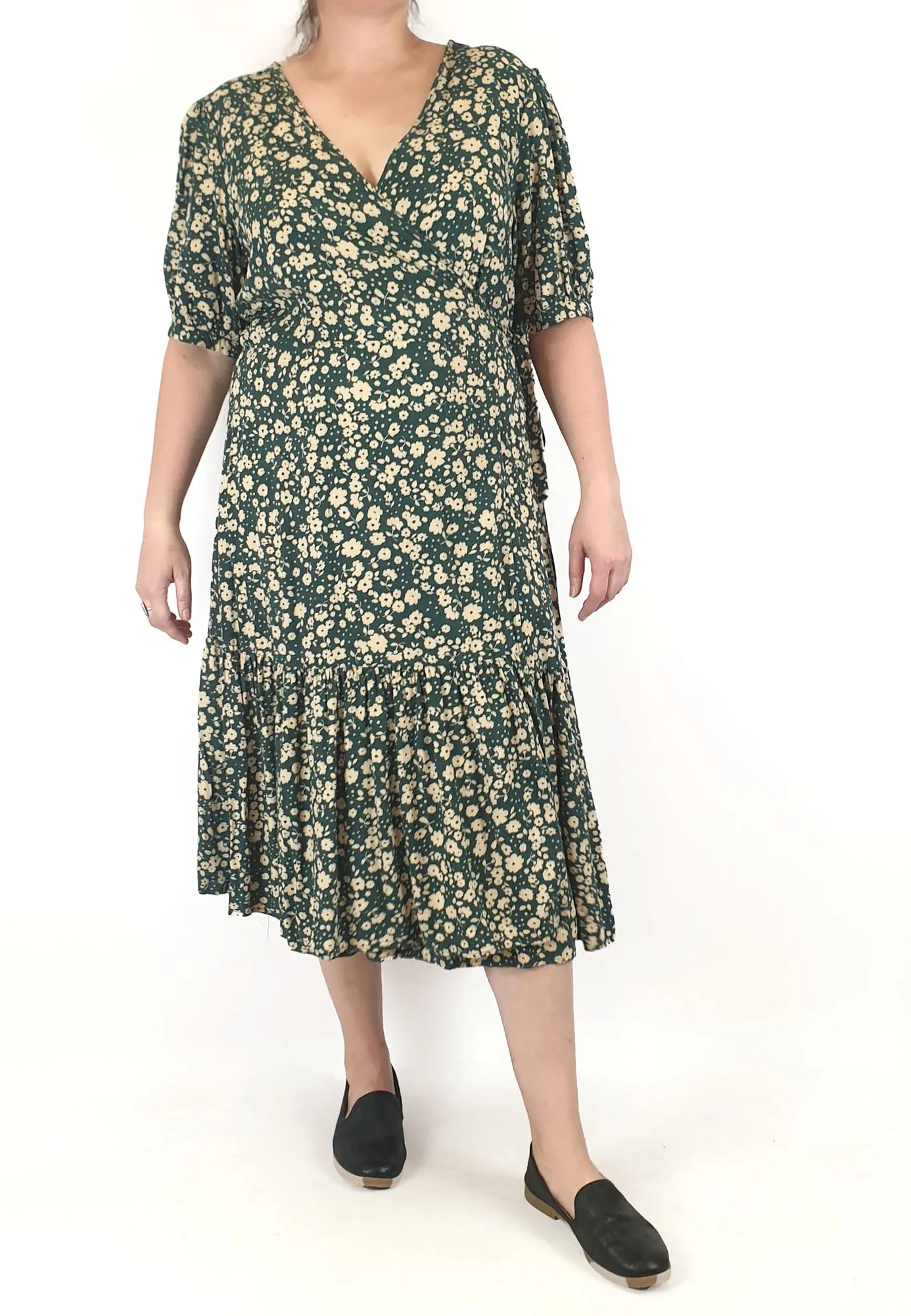 Princess Highway green floral wrap dress size 16