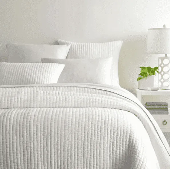Seychelles Quilt - Dove White