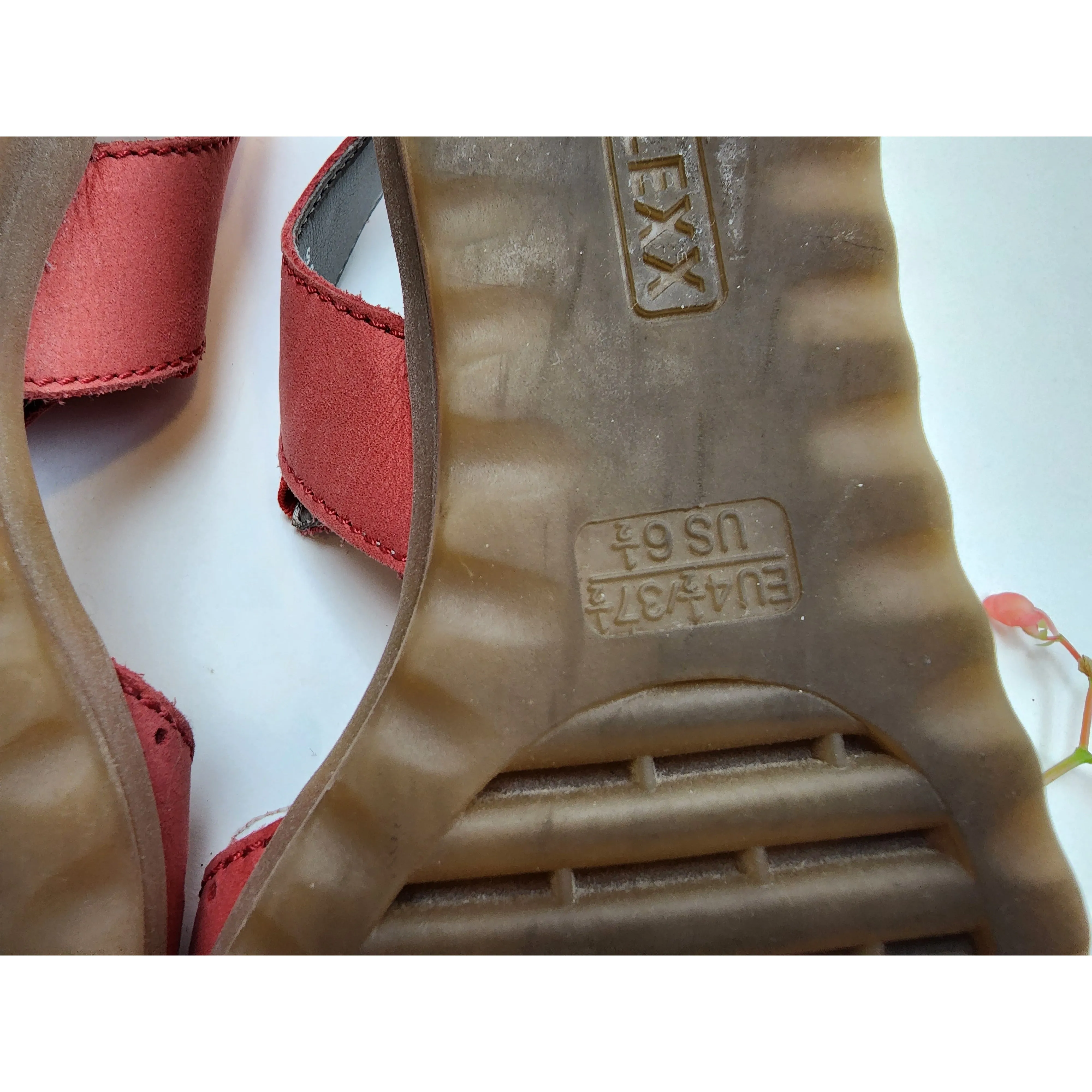 The Flexx red leather sling backs with large circle perforations size 6.5