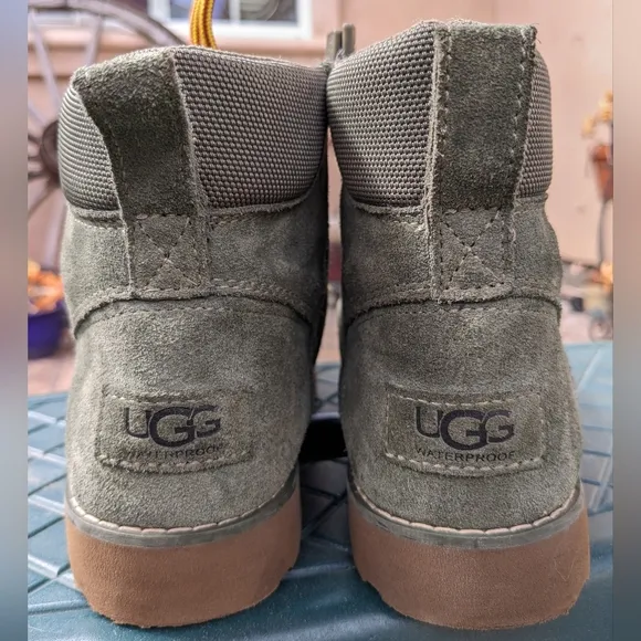 UGG Hilmar boot