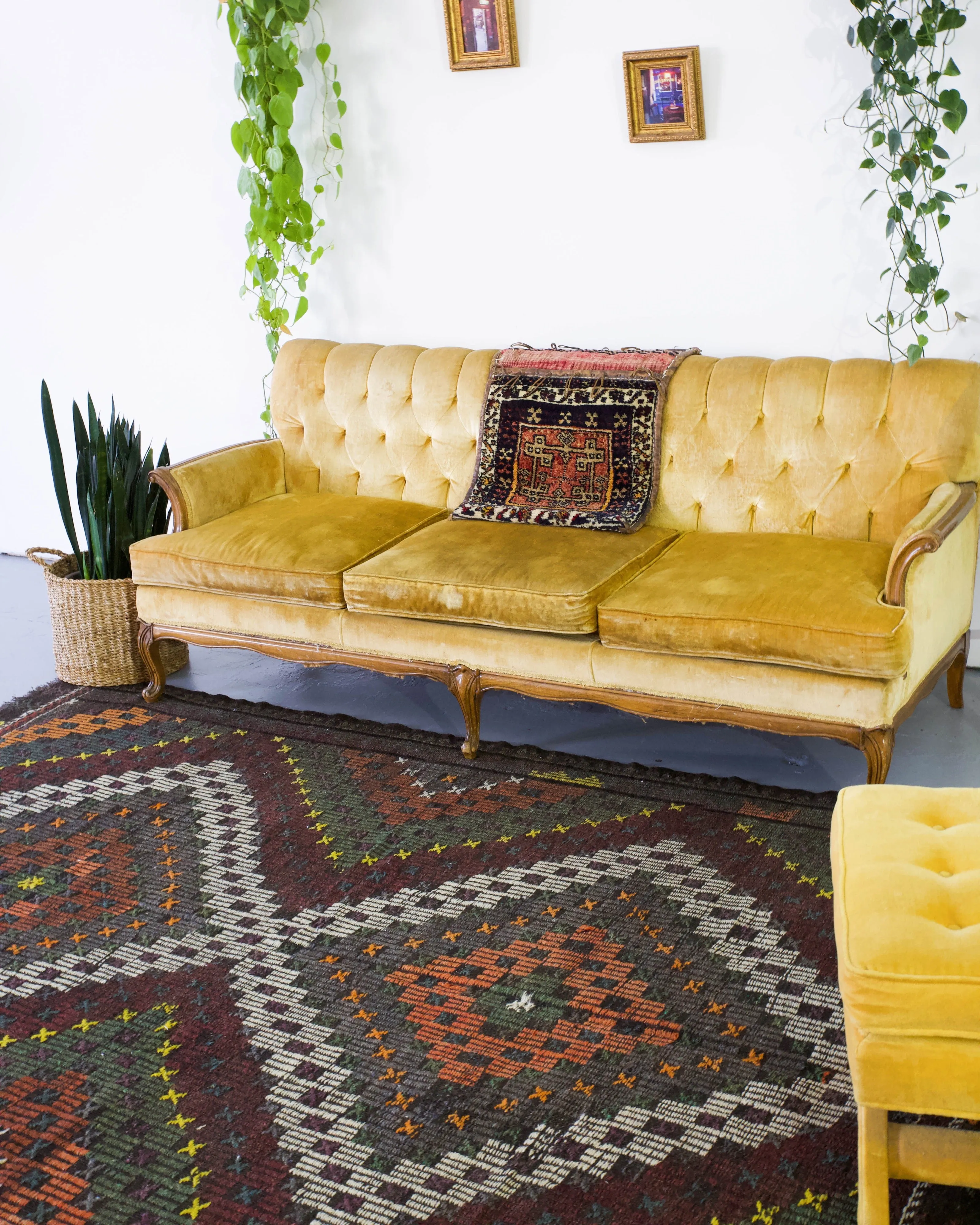 Vintage Turkish Anatolian Cicim Kilim Rug 6'x8'10"